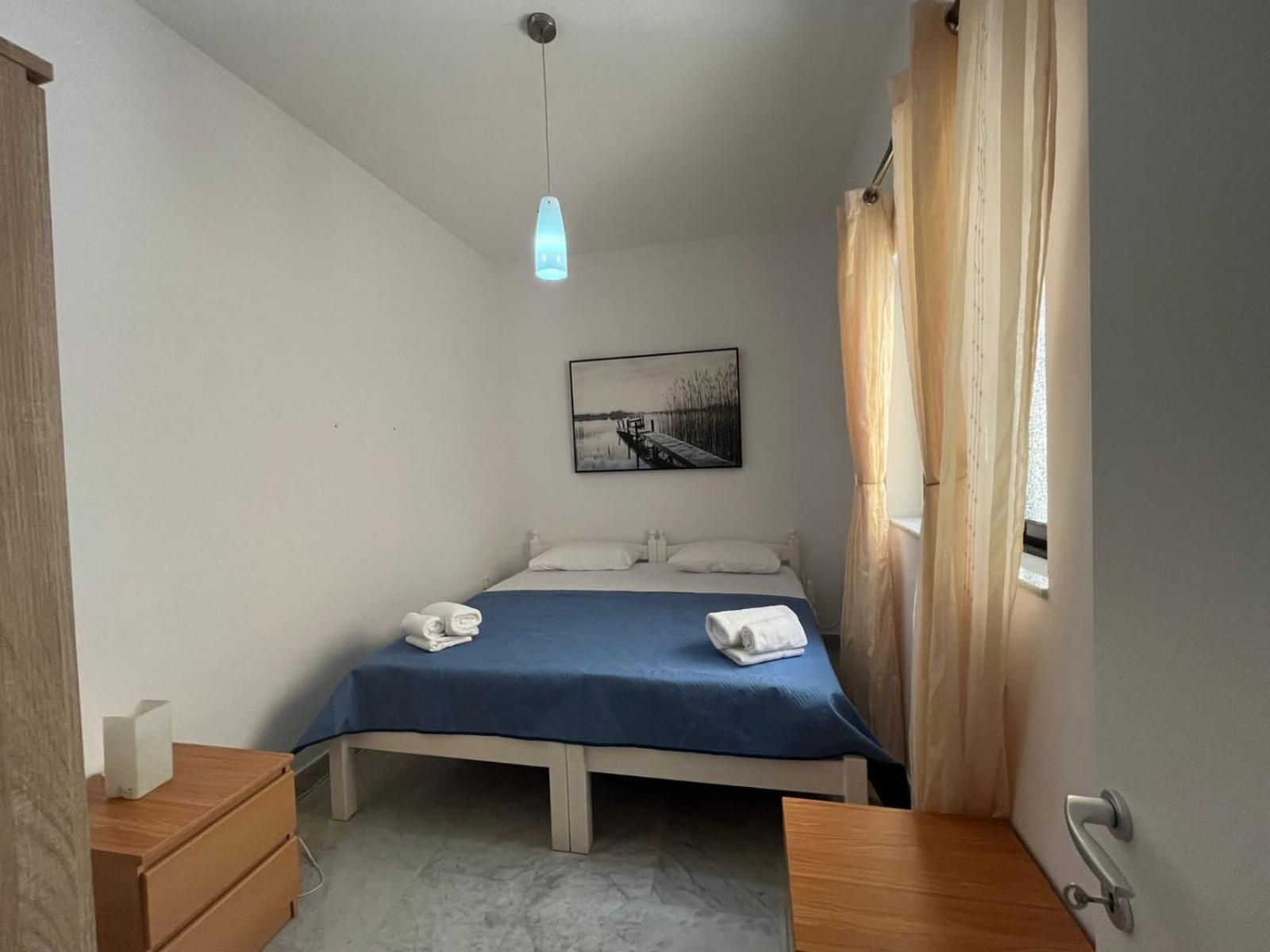 Xl Spacious Apartment, 4-br In Area, Walk To Sliema - St Julian's Apartment