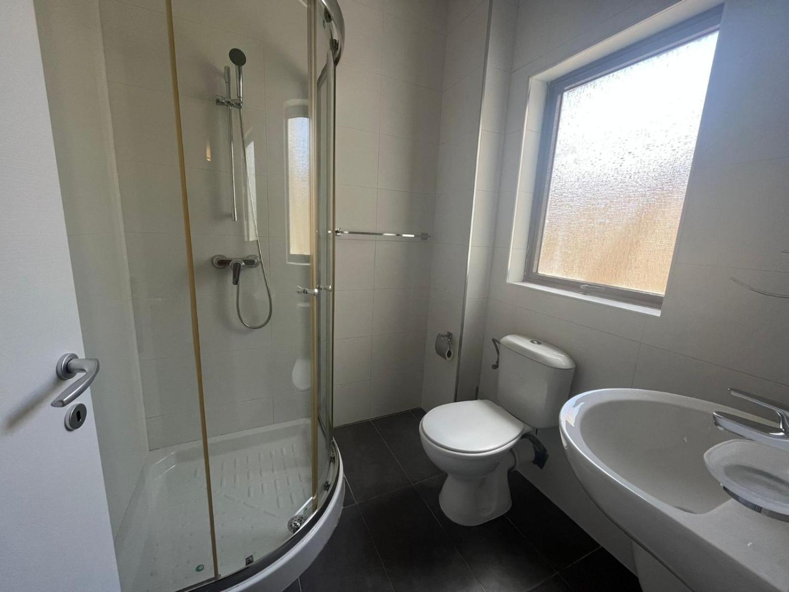 Xl Spacious Apartment, 4-br In Area, Walk To Sliema - St Julian's *