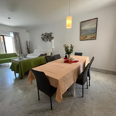 Xl Spacious Apartment, 4-Br Home In Central Area, Walk To Sliema - St Julian'S Gzira Extérieur photo