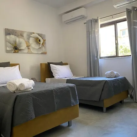 Xl Spacious Apartment, 4-Br Home In Central Area, Walk To Sliema - St Julian'S Gzira Extérieur photo