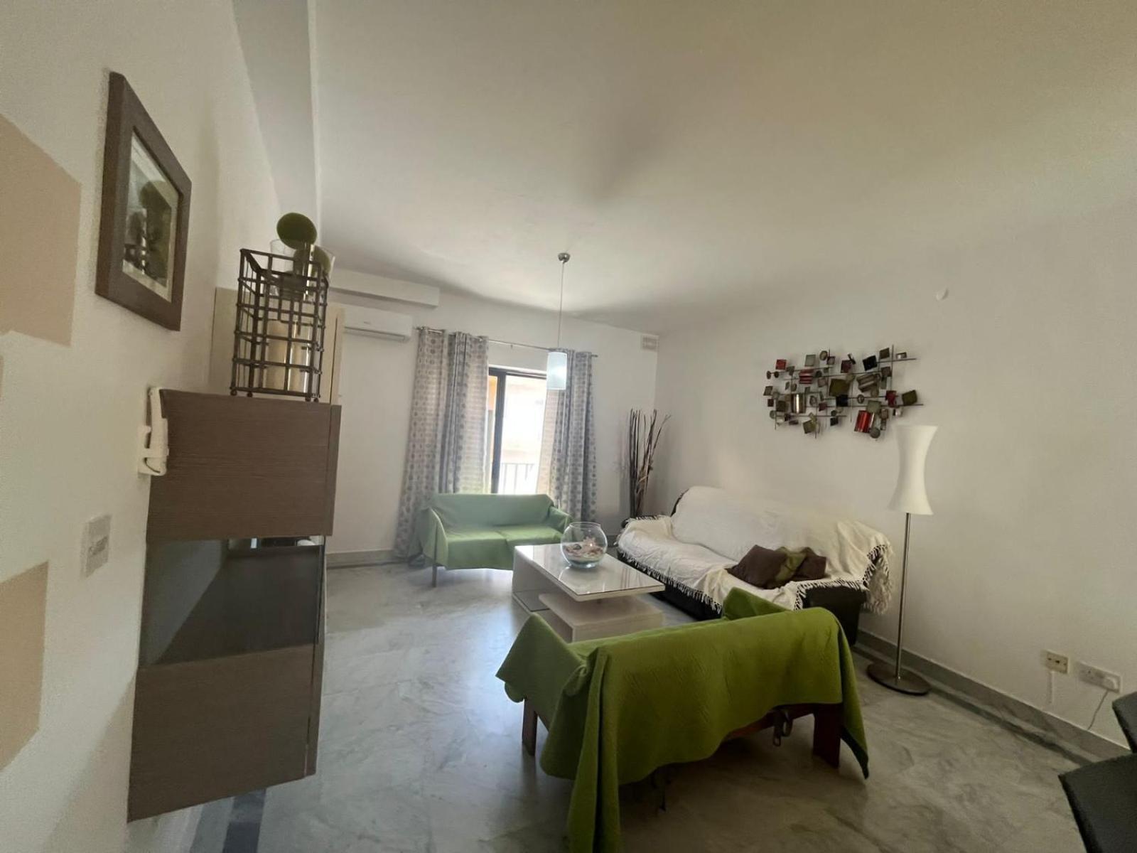 Appartement Xl Spacious Apartment, 4-br In Area, Walk To Sliema - St Julian's *